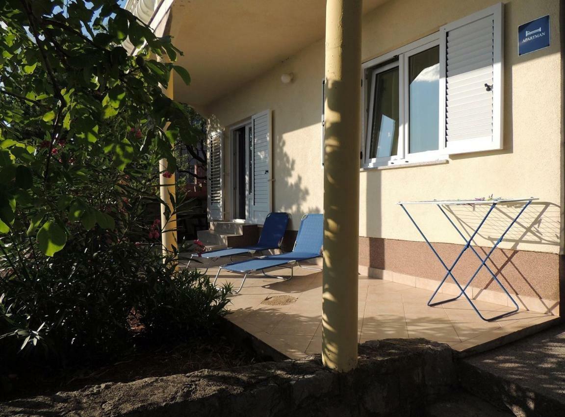 Apartman Tea Karlobag Exteriér fotografie